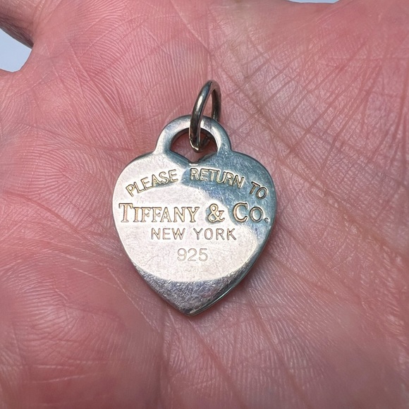 Tiffany & Co. Sterling Silver 925 Signature Return to Tiffany Heart Pendant - Picture 1 of 3